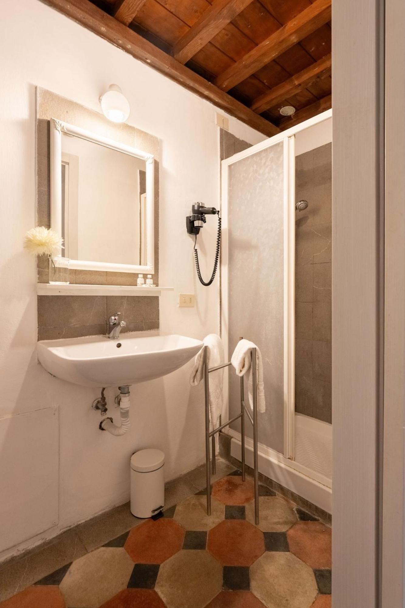 F1 - Santa Croce One Bedroom Apartment For Couples Firenze Esterno foto