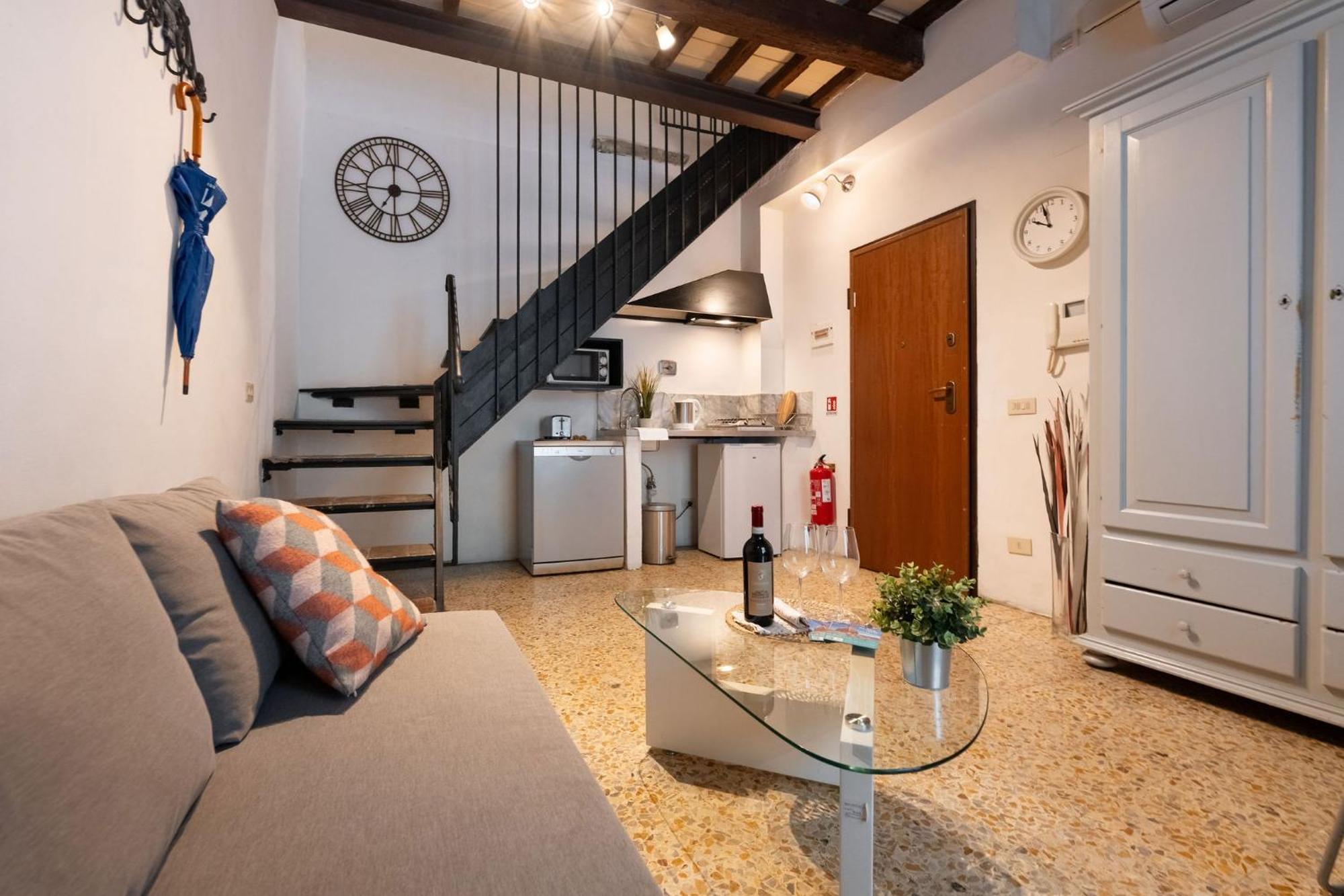 F1 - Santa Croce One Bedroom Apartment For Couples Firenze Esterno foto